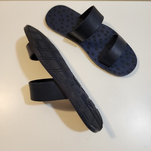 JOULES Ara Ladies Recicle Rubber Sandals size 9 - Picture 9 of 10